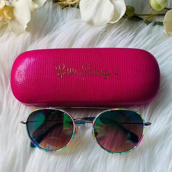 Lilly Pulitzer Accessories - Lilly Pulitzer. Caridee Sunglasses. Size 51.